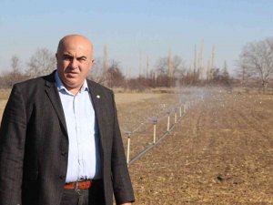 Karaman’da Yağışsız Geçen Günler Çiftçiyi Yeraltı Suyuna Yönlendiriyor