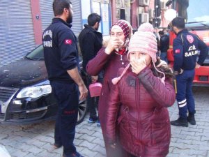 Alev Ve Dumanlar Arasında Kalan 7 Kişiyi Ekipler Kurtardı