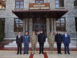 Milli Savunma Bakanı Akar Ve Komuta Kademesinden Gökçeada’ya Ziyaret