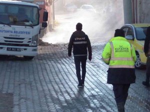 Kütahya’da Faciadan Dönüldü, Altyapı Çalışması Sırasında Doğalgaz Ana Boru Hattı Delindi