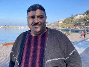 Yazdan Kalma Günü Yaşadılar, Kendilerini Sahile Attılar