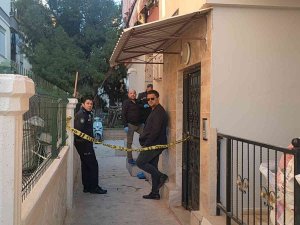 Antalya’da Yangın Çıkan Evde Şüpheli Ölüm