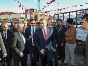 Bbp Genel Başkanı Destici, Başkale’de Esnafı Ziyaret Etti