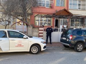 76 Yaşındaki Kadın Evinde Ölü Bulundu