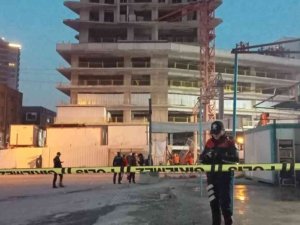 İ̇zmir’de İnşaatın Kule Vinci Devrildi: 5 Ölü, 2 Yaralı