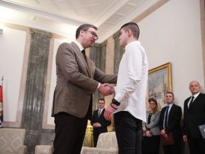 Vucic: "Nato İle Bir Felaketten Şimdilik Kaçınmayı Başardık"