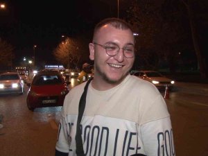 Kadıköy’de Denetime Takılan Korsan Taksiciden Muhabire İlginç Tepki: ’Güleyim Mi Ağlayayım Mı Bilemedim’