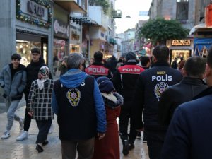 ‘Türkiye Güven Huzur’ Uygulaması Çerçevesinde Aranması Bulunan 871 Kişi Yakalandı
