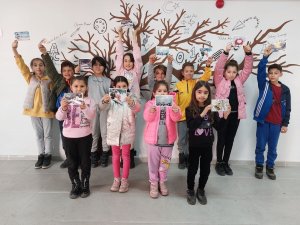 Ortaklar Genç Ofis Kartpostal Geleneğini Sürdürüyor