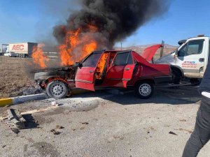 “Arabam Yanıyor” Diyerek Feryat Etti