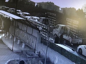Maaşını Alamadığı İçin Cami Çıkışında Öldürmüş