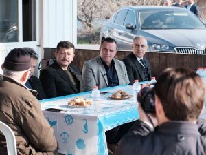 Seferihisarlı Balıkçılara Yılın Son Müjdesi Ak Parti’den