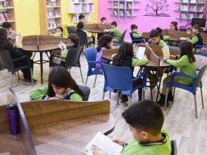 Bitlis’te Kütüphanesiz Okul Kalmadı