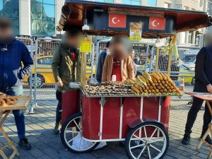Yılbaşı Gecesi Taksim’de ‘Simitçi’ Polisler Güvenliği Sağlayacak
