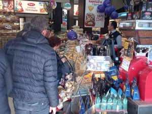 Kuruyemişçilerde Manzara Değişmedi