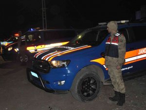 Kars’ta Eksi 10 Derece Soğukta Yılbaşı Uygulaması