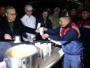 Diyarbakır’da Yeni Yıla Saatler Kala Huzur Ve Güven Ortamı İçin Görev Başındalar