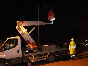 Kesintisiz Enerji İçin Dondurucu Havada Zorlu Yılbaşı Mesaisi