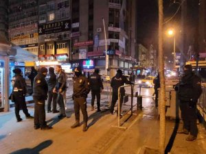 Ankaralılar Yılbaşını Coşkuyla Kutladı