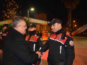 Emniyet Müdürü Sokağa İndi, Ekipleri Tek Tek Denetledi
