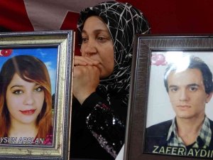 Ailelerin Evlat Nöbeti Yeni Yılda Da Hasretle Devam Ediyor