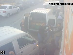 İ̇stanbul’da Dehşet Anları Kamerada: Baskına Geldiği Fırında 9 Yerinden Bıçaklandı