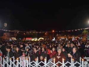 Didimliler Yeni Yılı Kent Meydanı’nda Kutladı