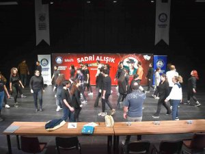 Geleceğin Tiyatrocuları Seçildi