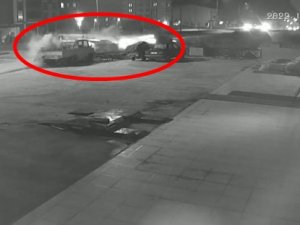 Kontrolden Çıkan İki Otomobil Araziye Düştü: 2 Yaralı