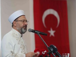 Diyanet İ̇şleri Başkanı Erbaş, İ̇stanbul’da Vefader’in 17. Geleneksel 1 Ocak Buluşması’na Katıldı