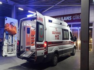 Ziyaretine Gelen Ağabeyini Göğsünden Bıçaklayarak Öldürdü