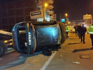 Takla Atan Otomobildeki 3 Kişi Kayıplara Karıştı