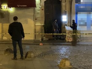 Galata Kulesi Önünde Şüpheli Paket Paniğe Neden Oldu, Kafeler Boşaltıldı
