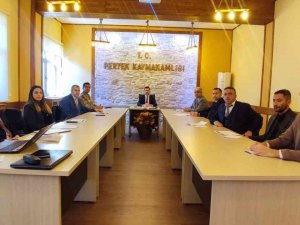 Pertek’te Kadına Yönelik Şiddetle Mücadele Toplantısı