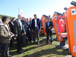 Simav’ın Kiçir Köyüne 2 Milyon 320 Bin Tl’lik Makine Parkı