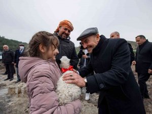 İ̇zmir Tarımı Projelerle Bereketlendi