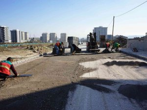 Karaköprü’de Yeni Yollar Kilitli Parkeyle Döşeniyor