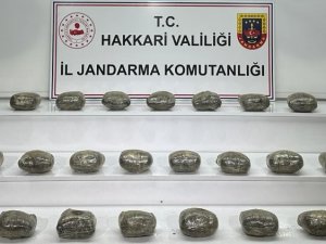 Araziye Gizlenmiş 25 Kilo Eroin Ele Geçirildi