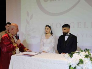 Darıca’da Bin 572 Çift Dünya Evine Girdi