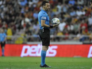 Kayserispor - Karagümrük Maçını Suat Arslanboğa Yönetecek