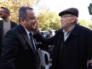 Başkan Böcek Yeni Yılın İlk İş Gününde Afet Bölgesini İnceledi