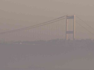 İ̇stanbul’da Sis Etkisini Sürdürüyor