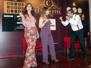 Aosb Tiyatrosu Kuruldu