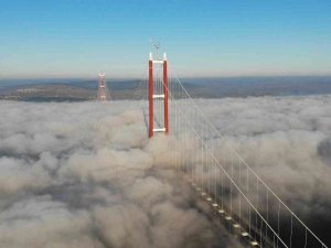 Sis İçinde Kalan 1915 Çanakkale Köprüsü