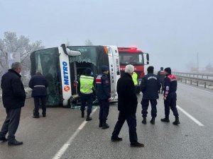 Ankara’da Yolcu Otobüsü Devrildi: 6 Yaralı