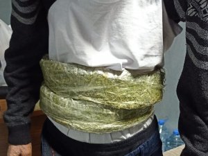 Malatya’da Polisten Filim Gibi Uyuşturucu Operasyonu