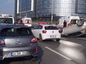 E-5’te Zincirleme Kaza:2 Kişi Yaralı
