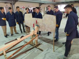 Balıkesir’de Meslek Liseleri 52 Milyon Lira Gelir Kazandı