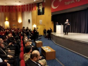 Trafik Canavarı İle 43 Yıldır Mücadele Eden Prof. Dr. Ilıcalı’ya ’Trafik Amca’ Unvanı Verildi