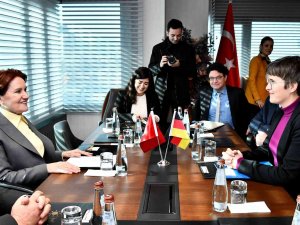 İ̇yi̇ Parti Lideri Akşener Alman Heyeti Makamında Kabul Etti